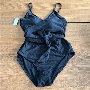 GAP Tie-Knot Cutout Wrap One-Piece Swimsuit